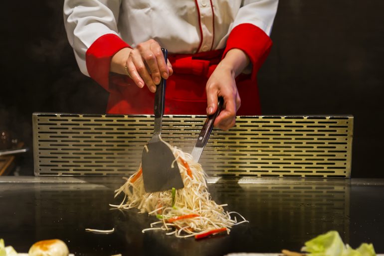 kobejones - Teppanyaki 101 The History, Ingredients and Performance of the Art of Teppanyaki